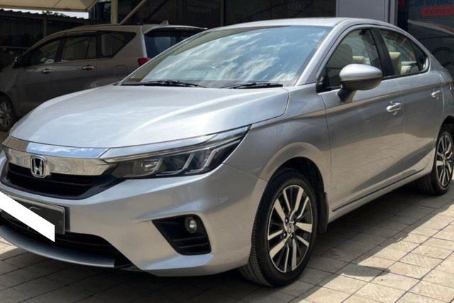 Second-hand 2021 Honda City VX CVT for sale in Pune