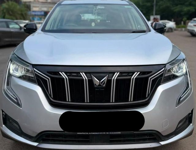 Second-hand 2022 Mahindra XUV700 AX5 Diesel AT BSVI for sale in New Delhi