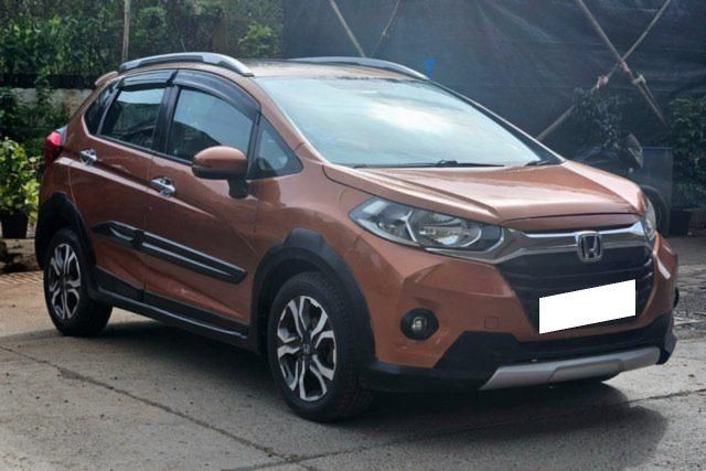 Second-hand 2017 Honda WR-V i-VTEC वीएक्स for sale in Mumbai
