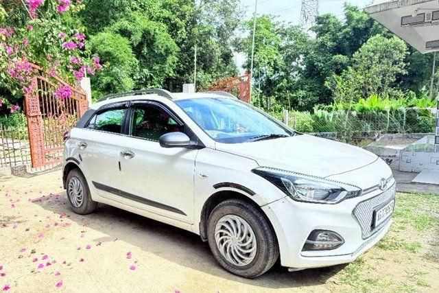 Hyundai i20 1.2 Era Second-hand 2018 Hyundai i20 1.2 Era for sale in North Lakhimpur