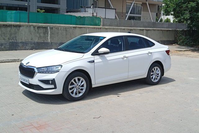 Second-hand 2022 Skoda Slavia 1.0 TSI Ambition AT BSVI for sale in Ahmedabad