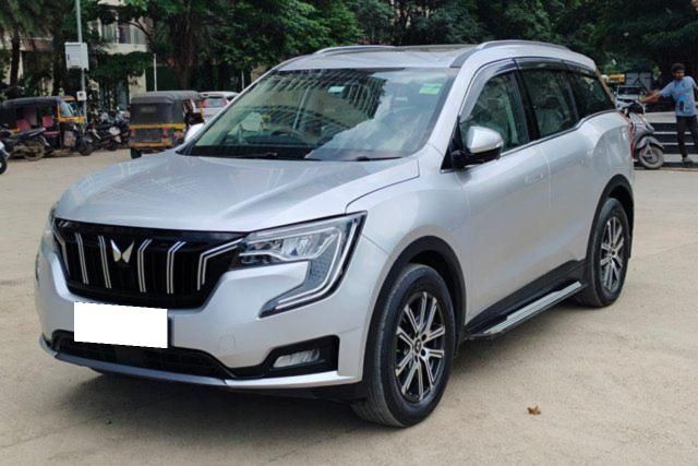 Second-hand 2022 Mahindra XUV700 AX7 Diesel AT BSVI for sale in Thane