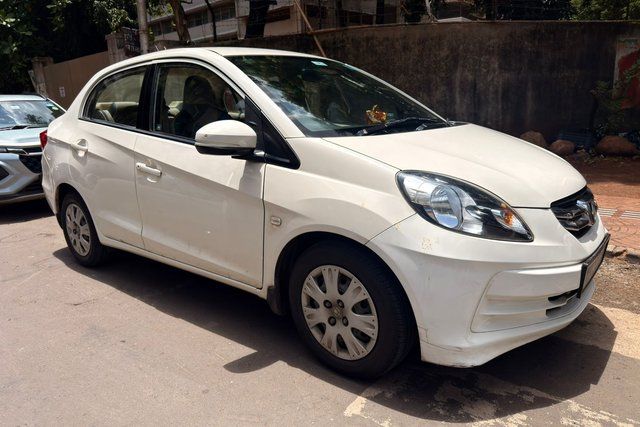 Second-hand 2016 Honda Amaze एस रेनफोर्स्ड i-VTEC for sale in Mumbai