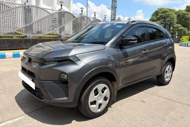 Tata Nexon Pure Plus AMT Second-hand 2025 Tata Nexon Pure Plus AMT for sale in Kolkata