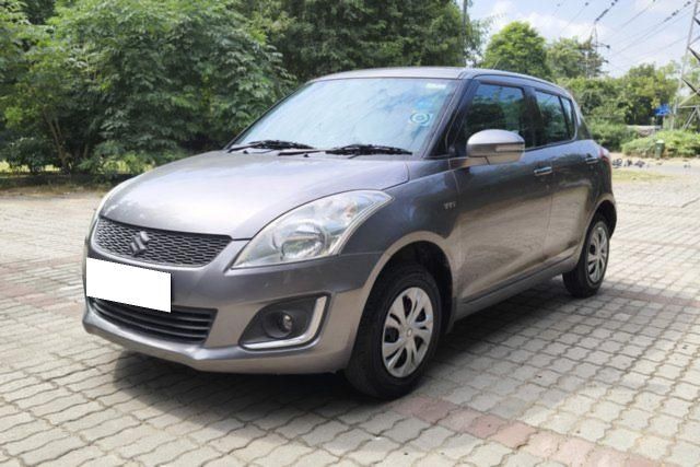 Maruti Suzuki Swift वीएक्सआई Second-hand 2016 Maruti Suzuki Swift वीएक्सआई for sale in New Delhi