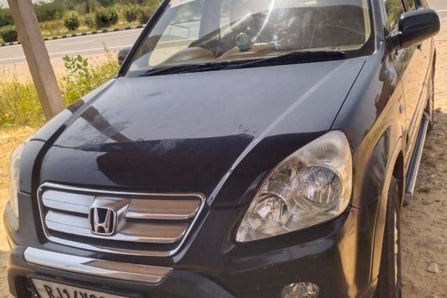 Honda CR-V 2.0L 2WD AT Second-hand 2005 Honda CR-V 2.0L 2WD AT for sale in Jaipur