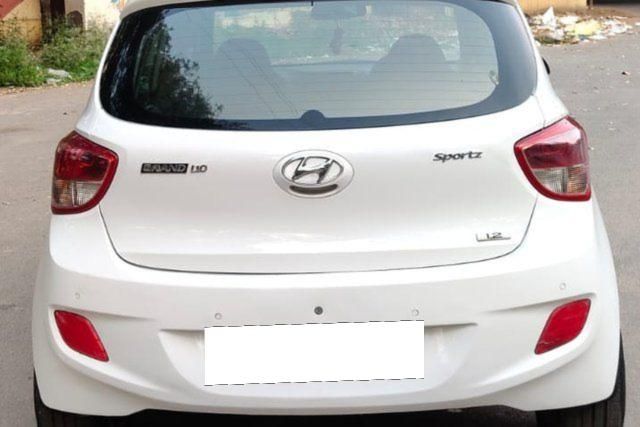 Second-hand 2015 Hyundai Grand i10 स्पोर्टज़ for sale in New Delhi