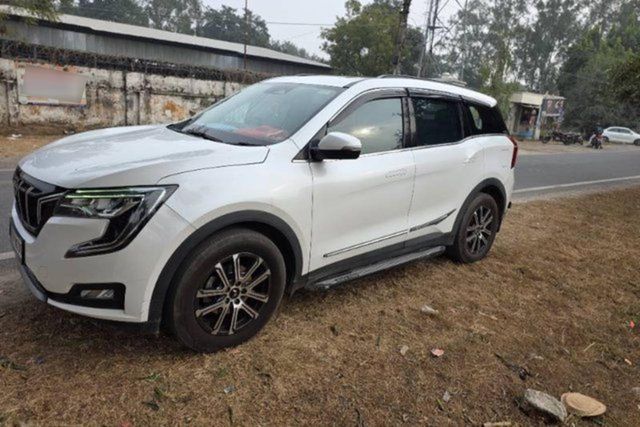 Mahindra XUV700 AX5 7 Str Diesel AT Second-hand 2024 Mahindra XUV700 AX5 7 Str Diesel AT for sale in Haridwar