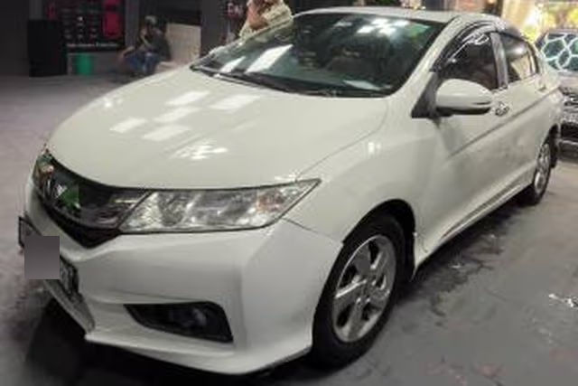 Honda City i DTEC VX Second-hand 2015 Honda City i DTEC VX for sale in Nagpur