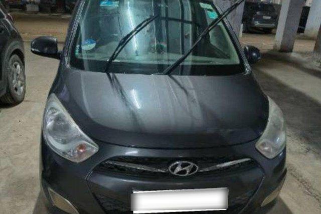 Hyundai i10 Sportz AT Second-hand 2013 Hyundai i10 Sportz AT for sale in Gurgaon