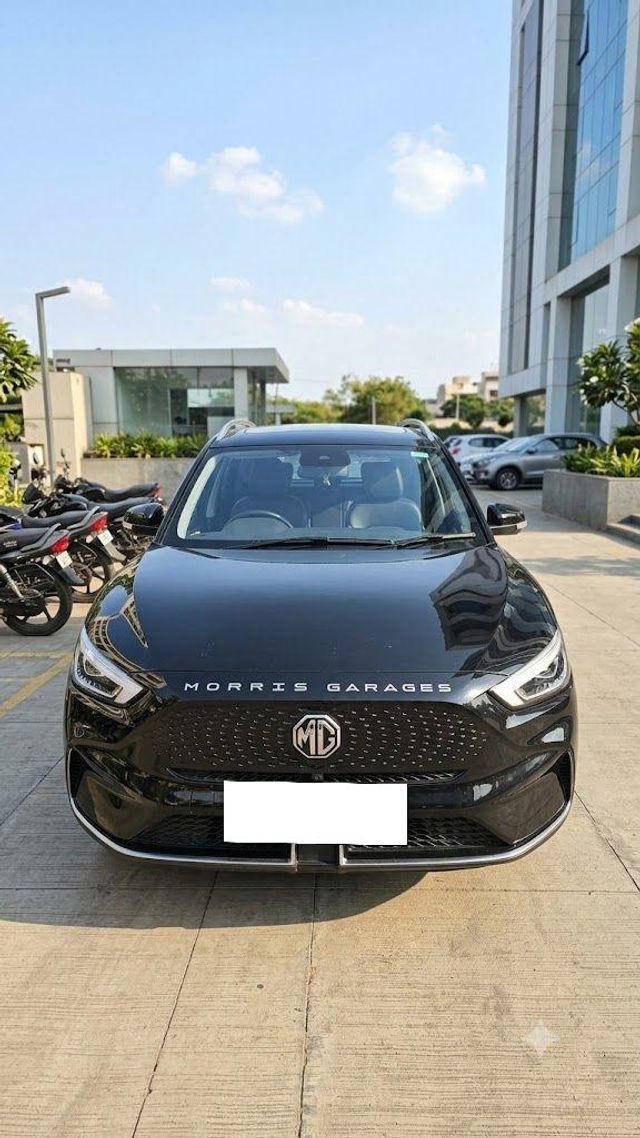 MG ZS EV Exclusive Plus Second-hand 2026 MG ZS EV Exclusive Plus for sale in Surat