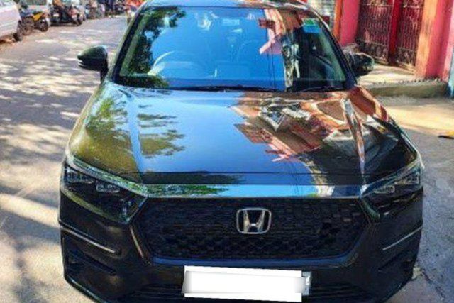 Second-hand 2025 Honda Amaze वीएक्स सीवीटी for sale in Chennai
