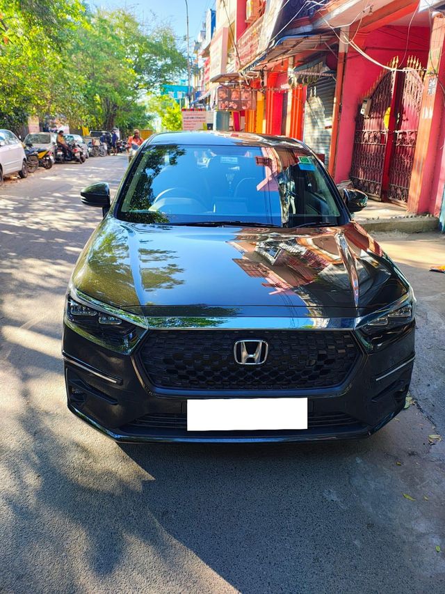 Second-hand 2025 Honda Amaze वी सीवीटी for sale in Chennai