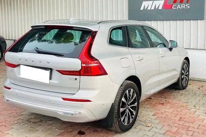 2024 Volvo XC60 बी5 Ultimate