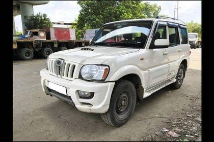 2012 Mahindra Scorpio SLE 7S BSIII
