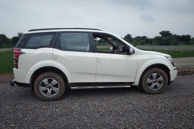 Mahindra XUV500 W8 FWD Second-hand 2013 Mahindra XUV500 W8 FWD for sale in Raipur