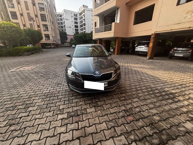 Second-hand 2019 Skoda Octavia 1.8 TSI AT Style for sale in Gorakhpur