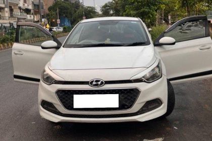 2017 Hyundai i20 1.2 मैग्ना एग्जीक्यूटिव