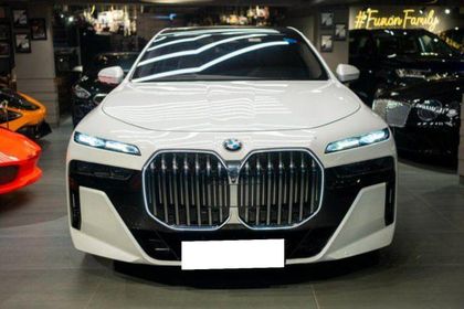 2023 BMW 7 Series 740i M Sport