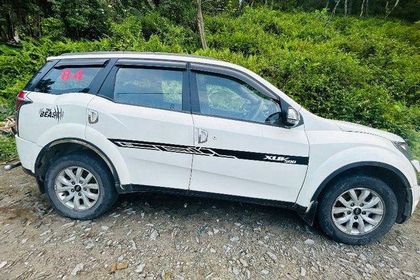 2013 Mahindra XUV500 W8 2WD