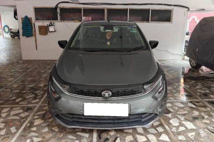 2024 Tata Altroz XT
