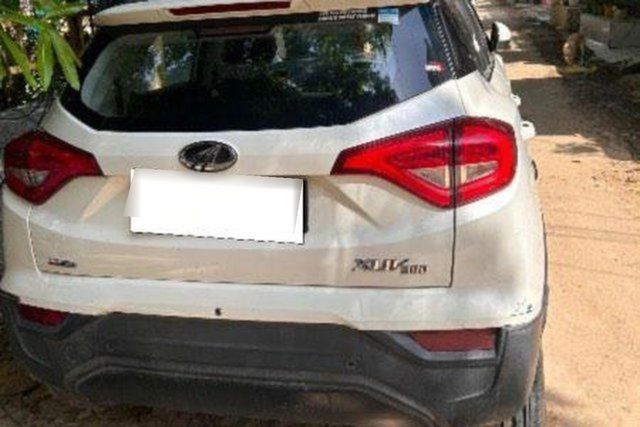 Second-hand 2021 Mahindra XUV300 W6 AMT Diesel Sunroof NT BSVI for sale in New Delhi