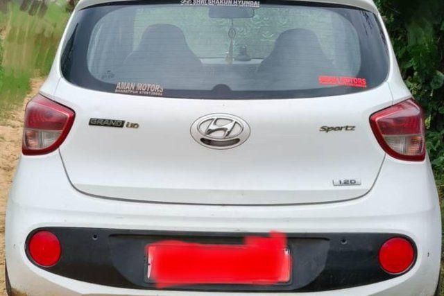 Hyundai Grand i10 1.2 CRDi Sportz Second-hand 2017 Hyundai Grand i10 1.2 CRDi Sportz for sale in Bharatpur