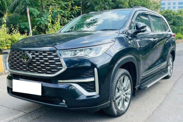 Second-hand 2024 Toyota Innova Hycross ZX(O) Hybrid for sale in Mumbai