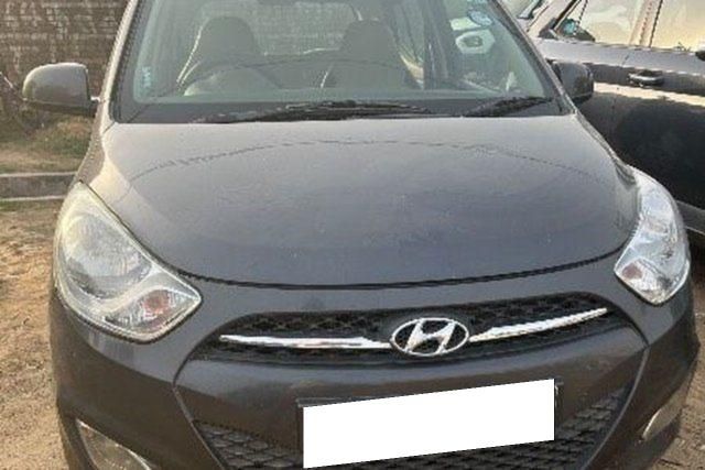 Second-hand 2013 Hyundai i10 मैग्ना 1.1L for sale in Sambhal