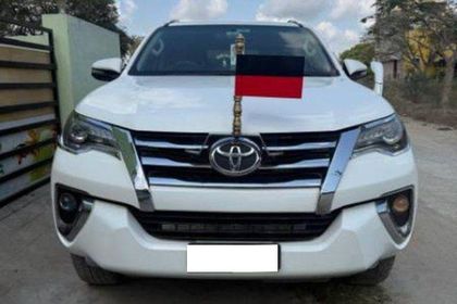2017 Toyota Fortuner 2.8 4डब्ल्यूडी AT बीएस4