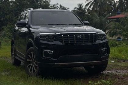 2024 Mahindra Scorpio N Z8 AT