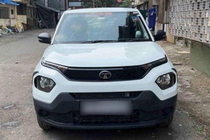 2025 Tata Punch प्योर Opt