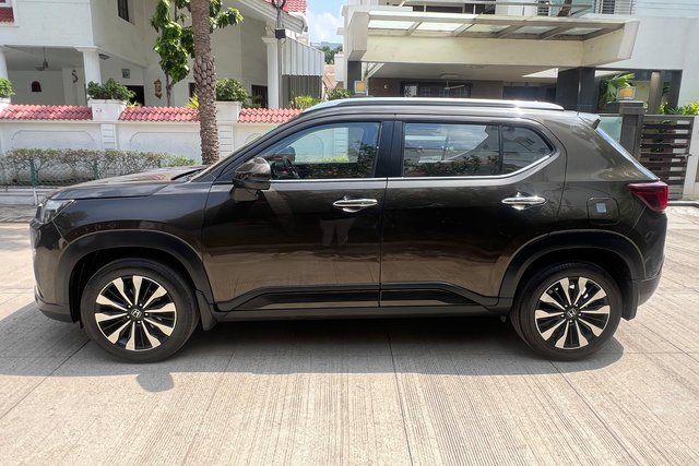 Honda Elevate ZX CVT Non RF Second-hand 2023 Honda Elevate ZX CVT Non RF for sale in Chennai