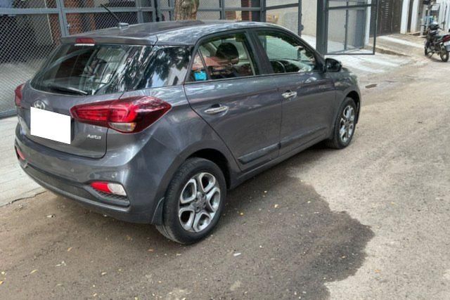 Second-hand 2019 Hyundai i20 पेट्रोल एस्टा ऑप्शन for sale in Chennai
