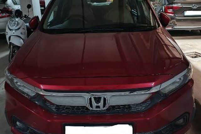 Second-hand 2018 Honda Amaze V CVT Petrol BSIV for sale in Ranga reddy