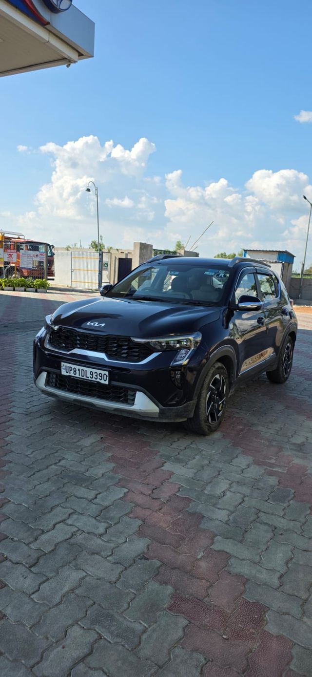 Kia Sonet एचटीके प्लस Second-hand 2024 Kia Sonet एचटीके प्लस for sale in Aligarh