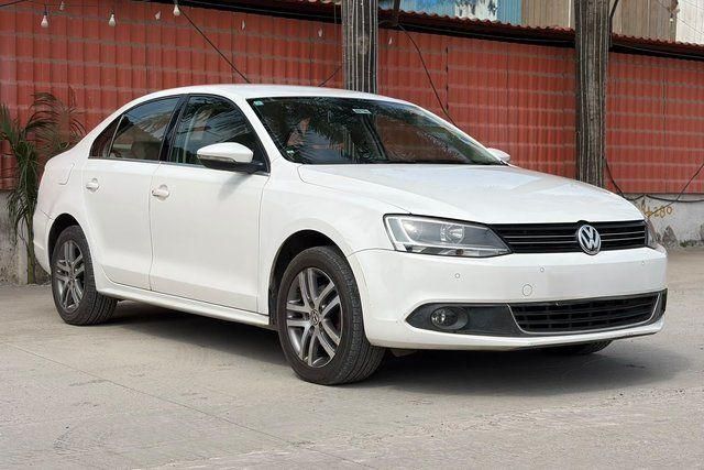 Volkswagen Jetta 2.0L TDI Highline AT Second-hand 2012 Volkswagen Jetta 2.0L TDI Highline AT for sale in Pune
