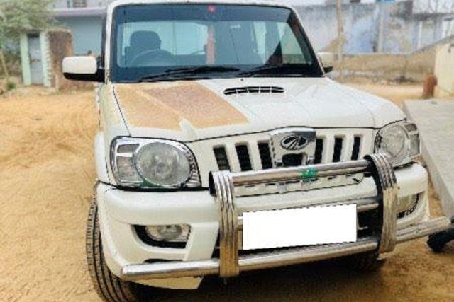 Second-hand 2009 Mahindra Scorpio VLX 2WD BSIII for sale in Jaipur