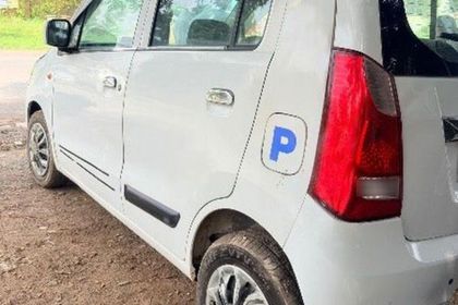 2017 Maruti Suzuki Wagon R AMT वीएक्सआई