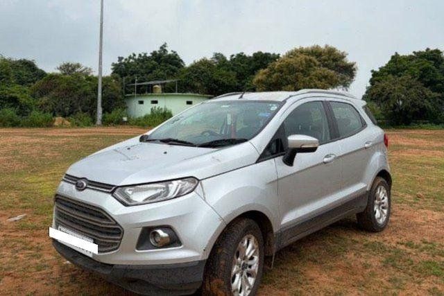 Ford Ecosport 1.0 Ecoboost Titanium Second-hand 2015 Ford Ecosport 1.0 Ecoboost Titanium for sale in Chandrapur