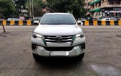 2018 Toyota Fortuner 2.8 2WD AT बीएस4