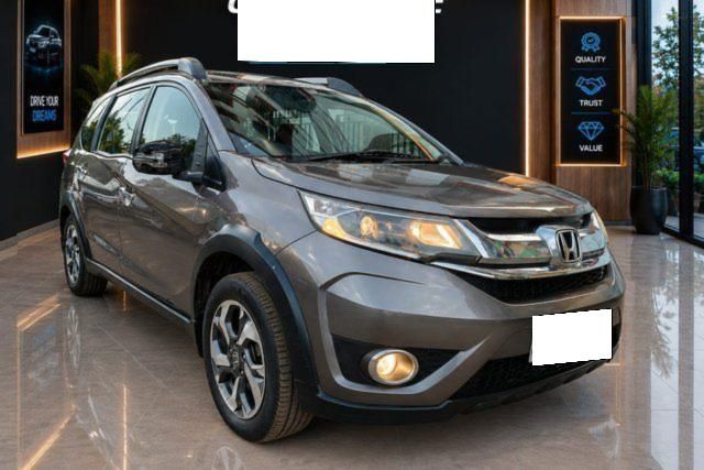 Second-hand 2016 Honda BR-V i-VTEC V MT for sale in Kolkata