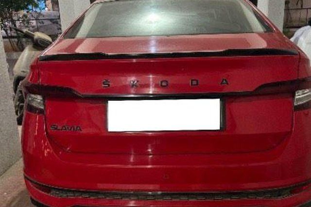 Skoda Slavia 1.0L Sportline AT Second-hand 2025 Skoda Slavia 1.0L Sportline AT for sale in Pune