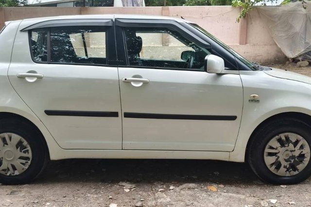 Maruti Suzuki Swift VDI Second-hand 2011 Maruti Suzuki Swift VDI for sale in Junagadh