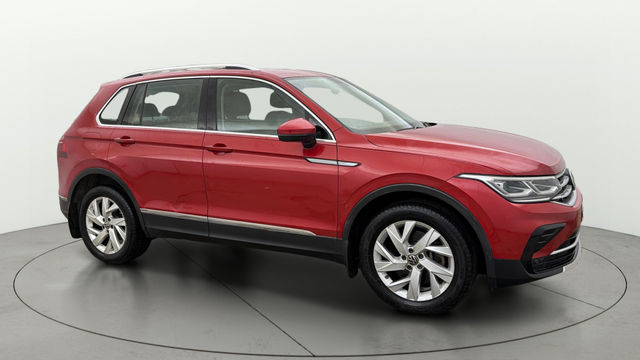 Second-hand 2022 Volkswagen Tiguan 2.0 TSI एलिगेंस for sale in Noida