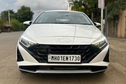 2024 Hyundai i20 एस्टा ऑप्शनल आईवीटी ड्युअल टोन