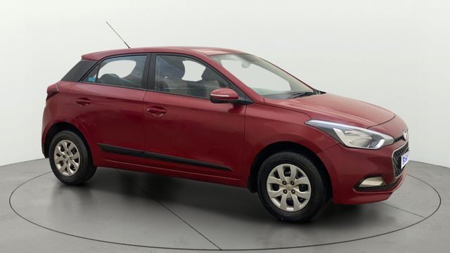 Second-hand 2015 Hyundai i20 स्पोर्टज़ 1.2 for sale in Hyderabad