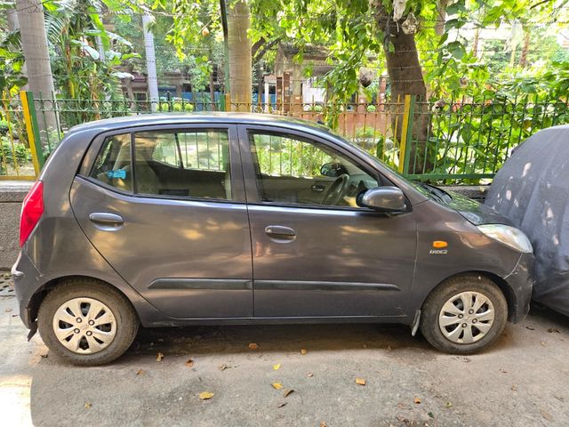 Hyundai i10 मैग्ना Second-hand 2012 Hyundai i10 मैग्ना for sale in New Delhi