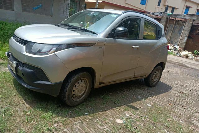 Mahindra KUV 100 mFALCON D75 K2 Second-hand 2016 Mahindra KUV 100 mFALCON D75 K2 for sale in Paschim Medinipur