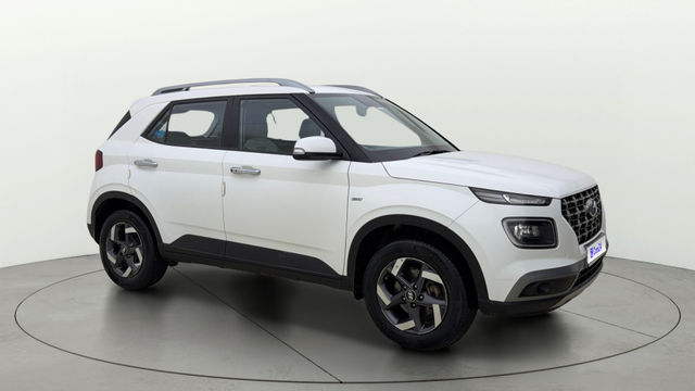 Second-hand 2021 Hyundai Venue एसएक्स प्लस टर्बो DCT for sale in Ahmedabad